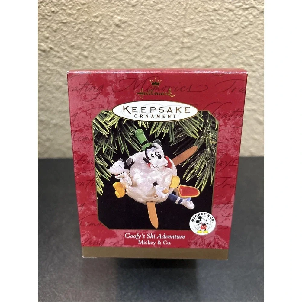Hallmark Keepsake Ornament~Goofy's Ski Adventure~Mickey & Co.~1997